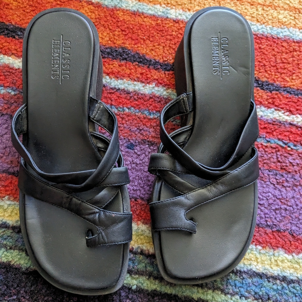 Strappy platform sandals black Y2K